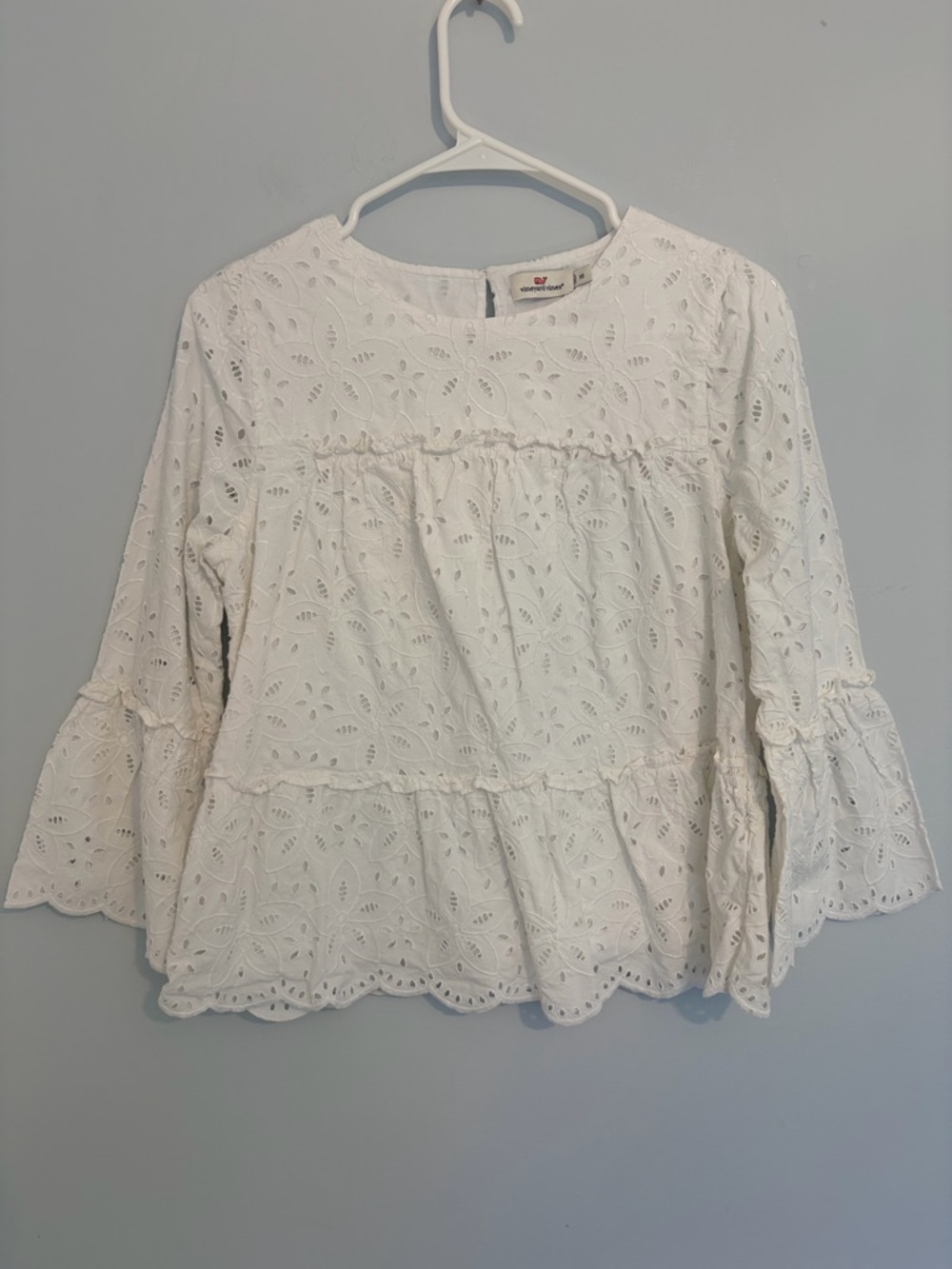 Vineyard Vines White Eyelet Peplum Top - Picture 2 of 9